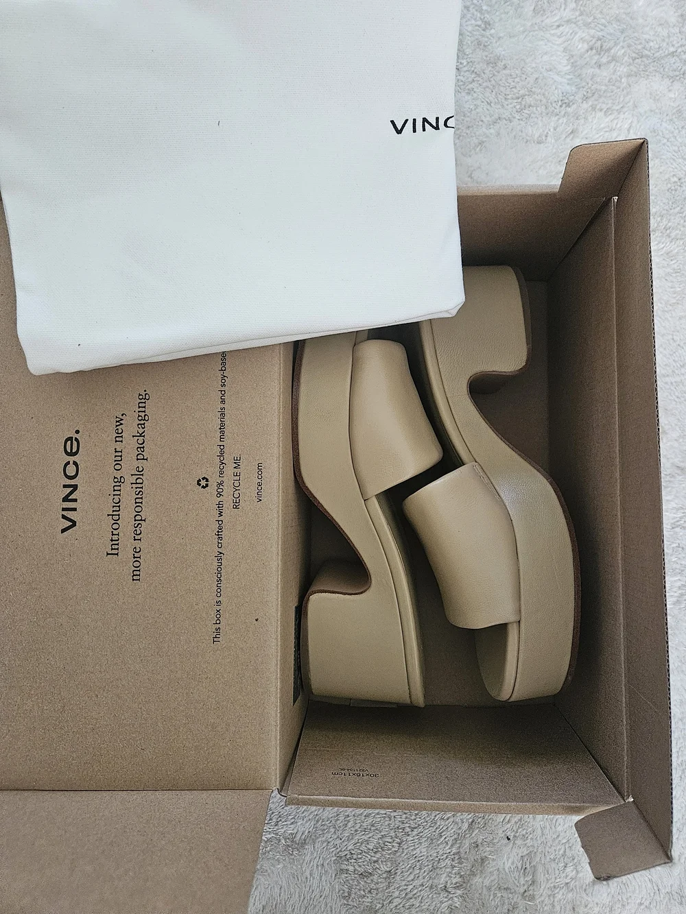 NWT Vince Beige Platform Sandals Size 8 Leather 70s Bohemian Business Casual - Picture 6 of 11
